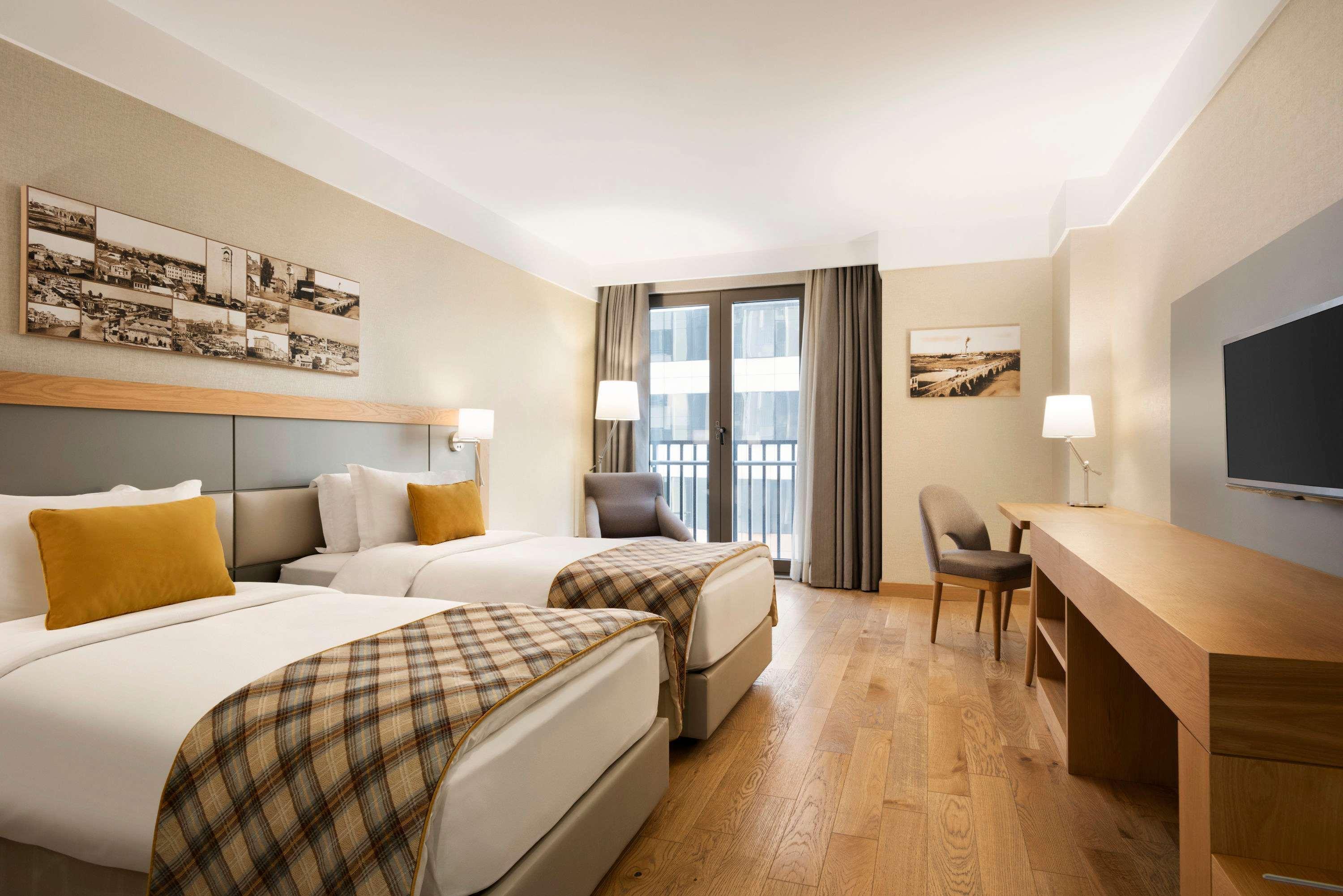 Ramada Hotel & Suites Adana Luaran gambar