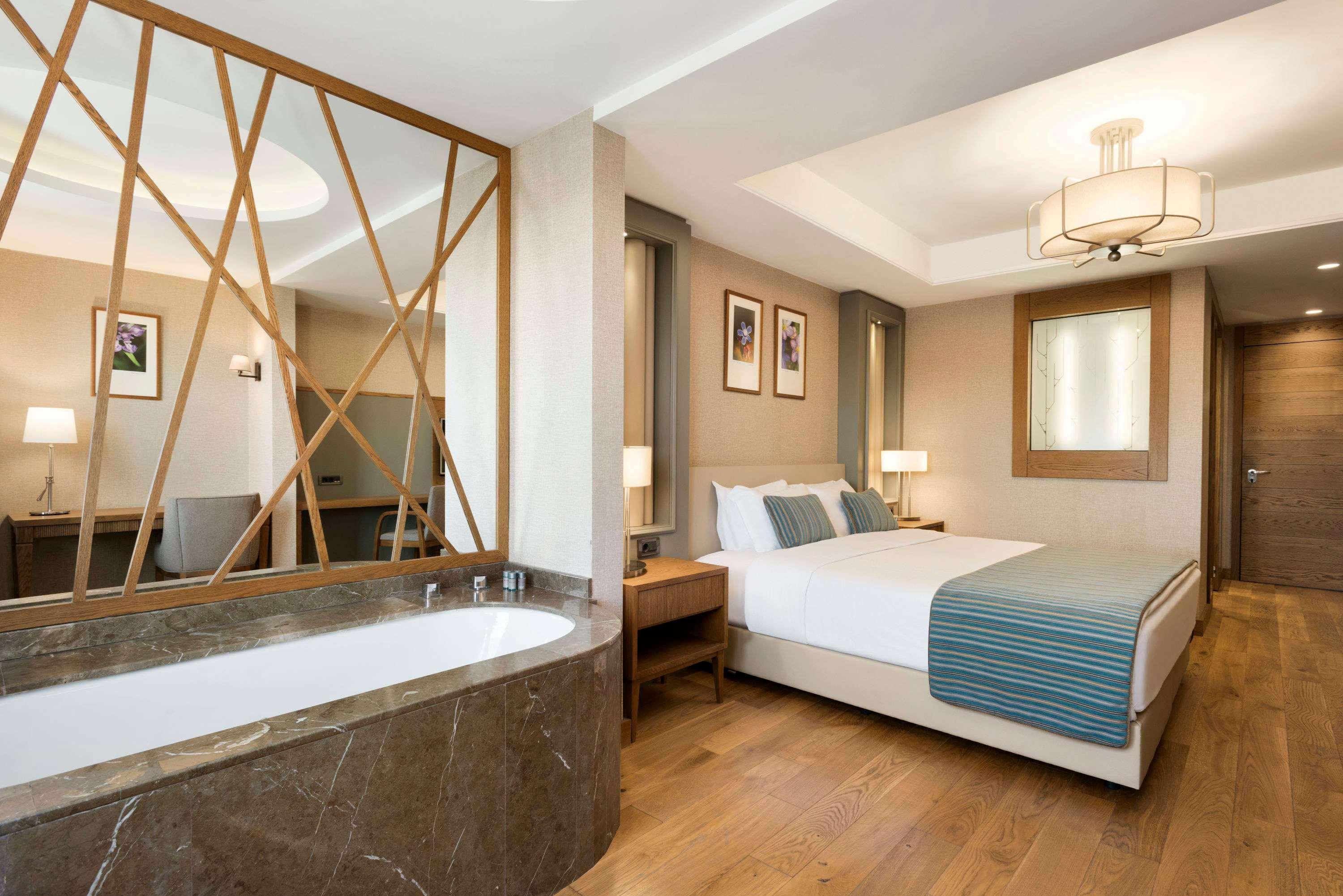 Ramada Hotel & Suites Adana Luaran gambar