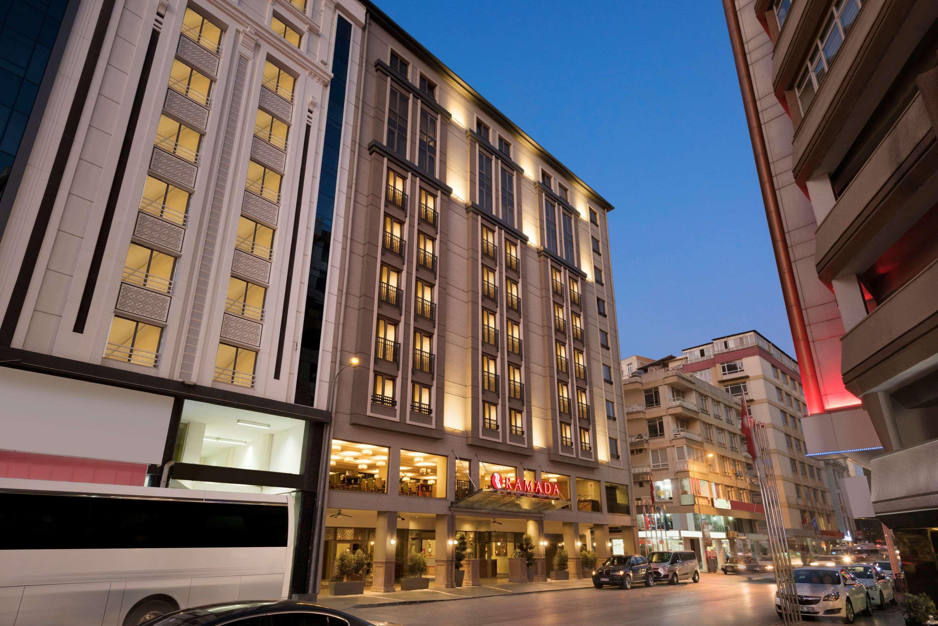 Ramada Hotel & Suites Adana Luaran gambar