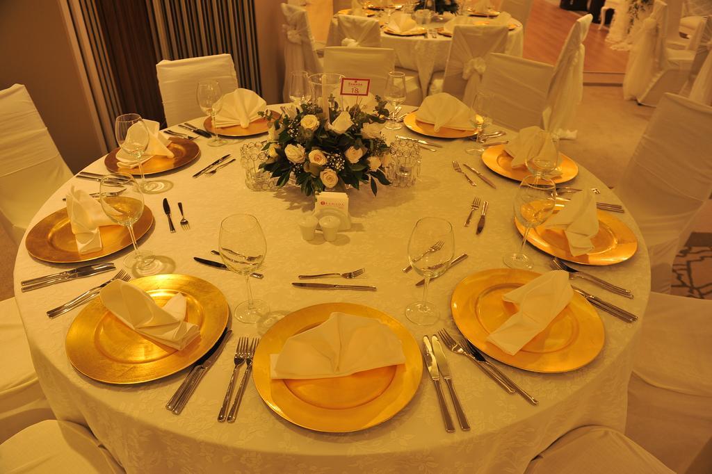 Ramada Hotel & Suites Adana Luaran gambar